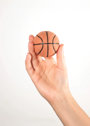 BUDDY. Hundespielzeug Basketball aus Schafwolle - ideal für Welpen und Senioren