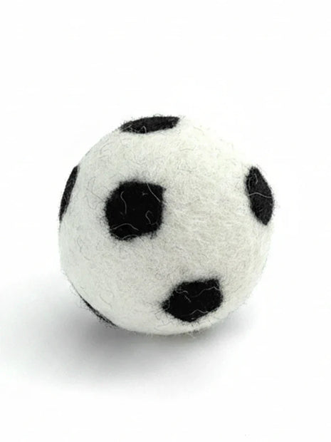 BUDDY. Hundespielzeug Fussball aus Wolle - ideal für Welpen und Senioren